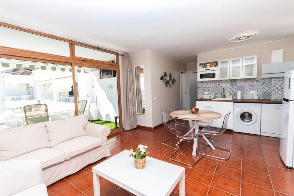 Golden Sunny View Apartment Porto Rico Extérieur photo